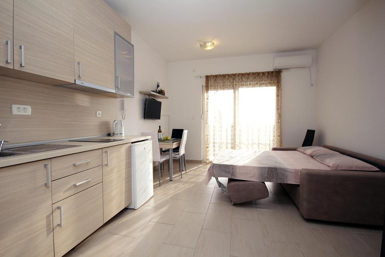 Apartments Residence Dj Petrovac Exterior foto