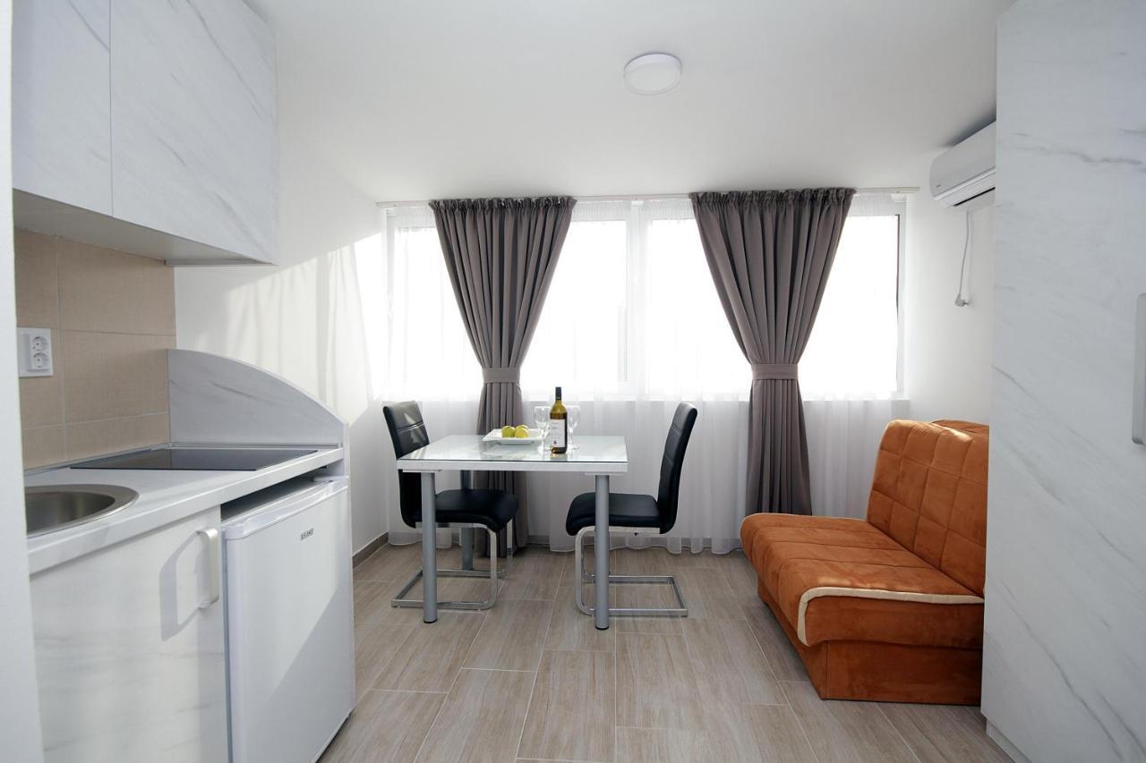 Apartments Residence Dj Petrovac Exterior foto