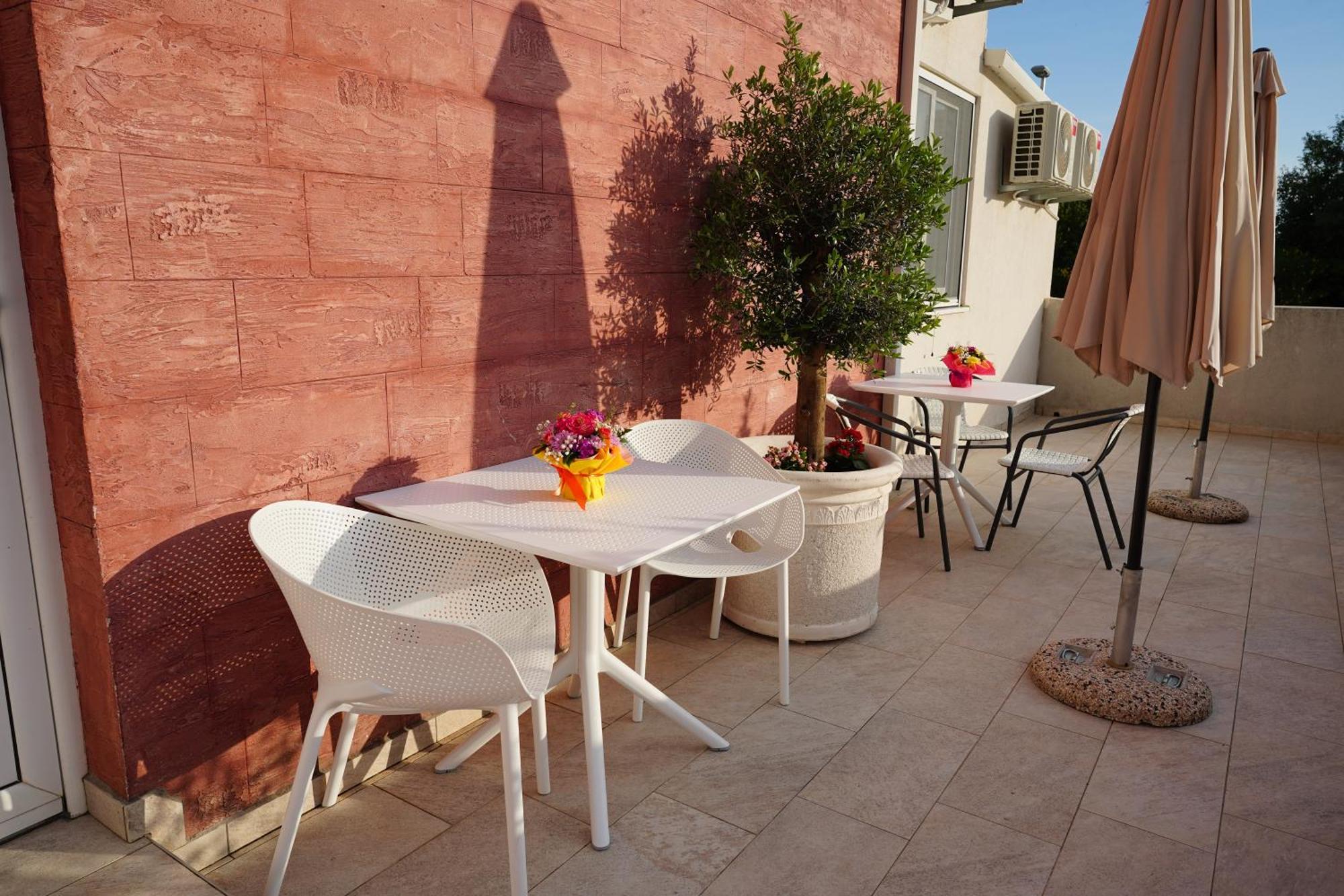 Apartments Residence Dj Petrovac Exterior foto